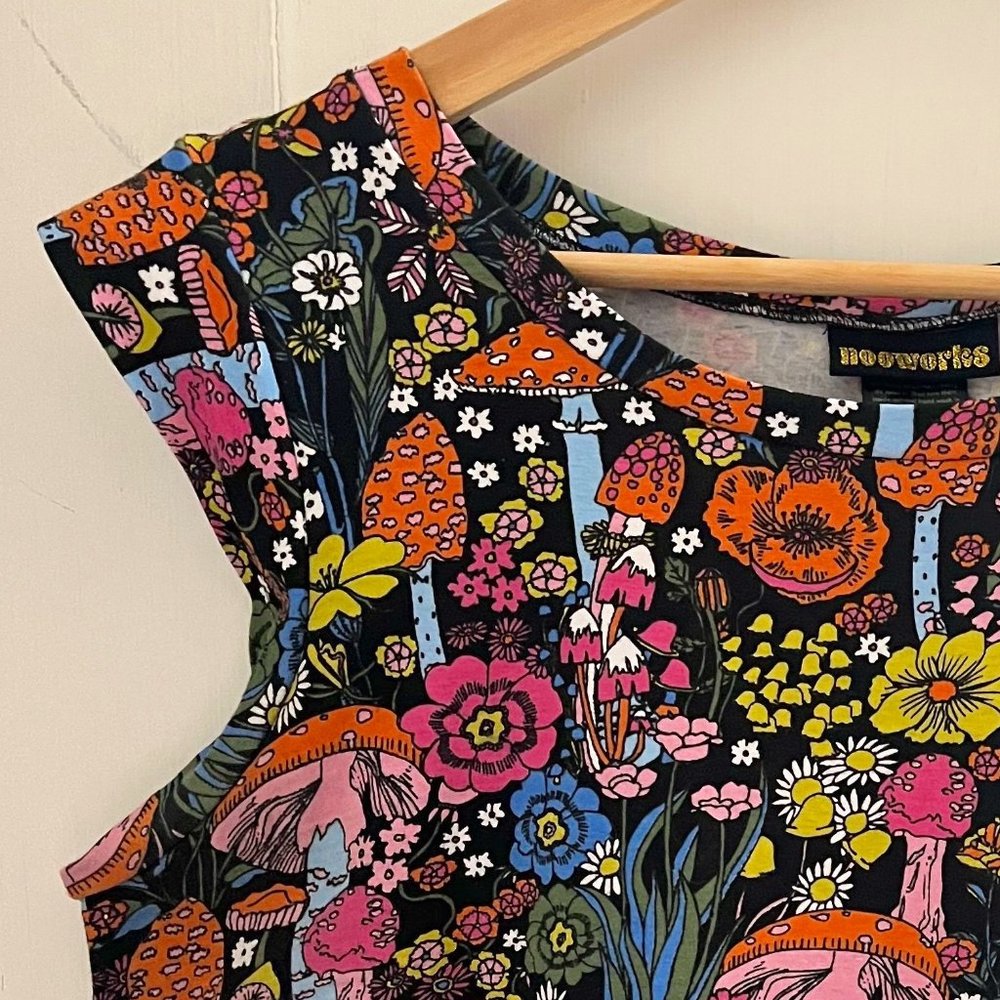 Nooworks Magical Mushroom Muscle Tee Tank 2XL